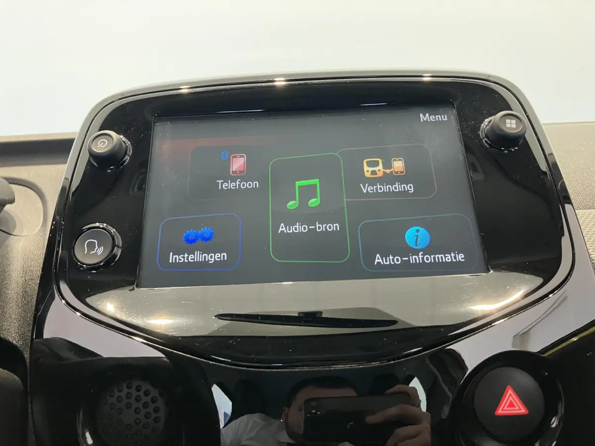 1.0 e-VTi Allure | ACHTERUITRIJCAMERA | CLIMATE | ELEC. PAKKET | CARPLAY ANDROID |31 DKM |