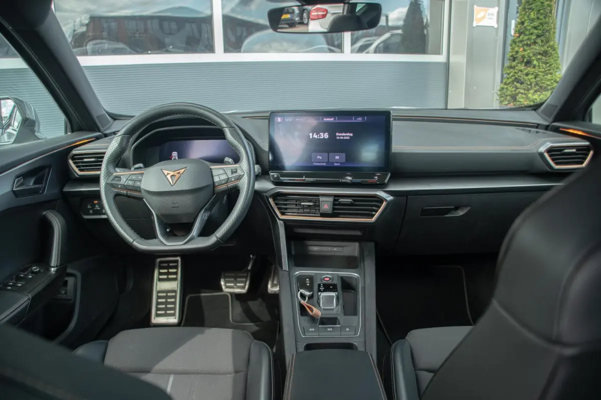 1.4 e-Hybrid VZ Performance|DAB|19''|Camera