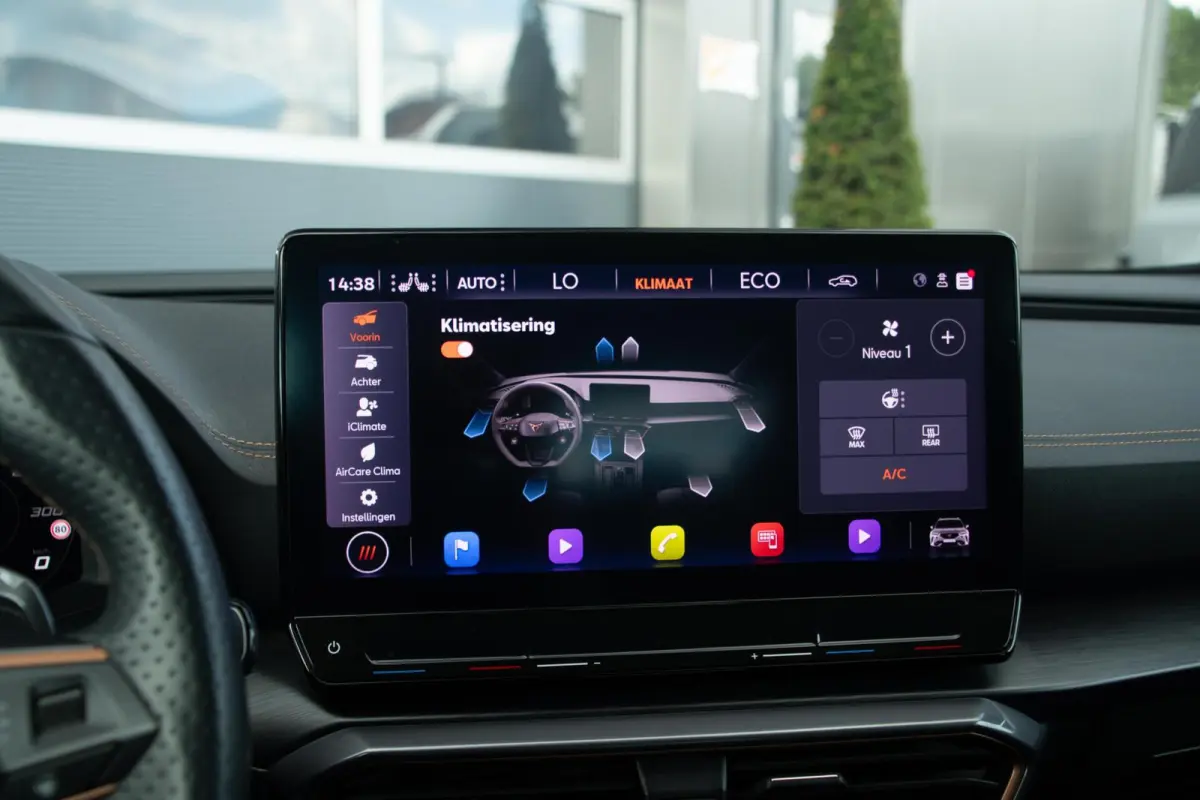 1.4 e-Hybrid VZ Performance|DAB|19''|Camera
