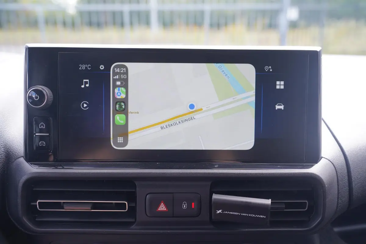 1.5 BlueHDi 102 pk L1 Airco, Camera achter Apple Carplay, NAP, Laadruimte Pakket, PDC achter, 2-Zits