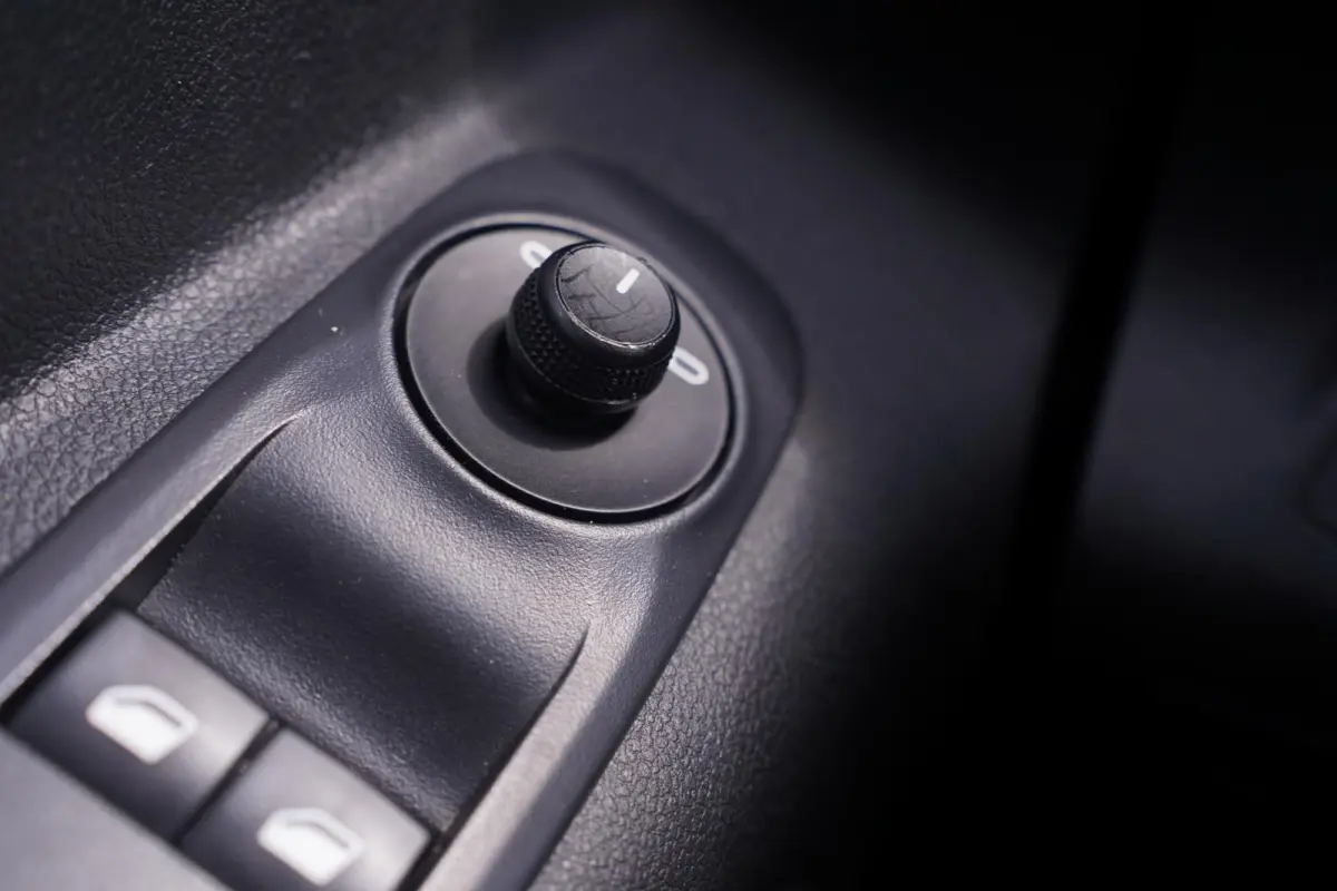 1.5 BlueHDi 102 pk L1 Airco, Camera achter Apple Carplay, NAP, Laadruimte Pakket, PDC achter, 2-Zits
