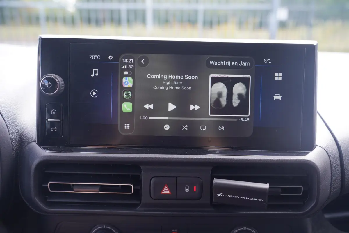 1.5 BlueHDi 102 pk L1 Airco, Camera achter Apple Carplay, NAP, Laadruimte Pakket, PDC achter, 2-Zits