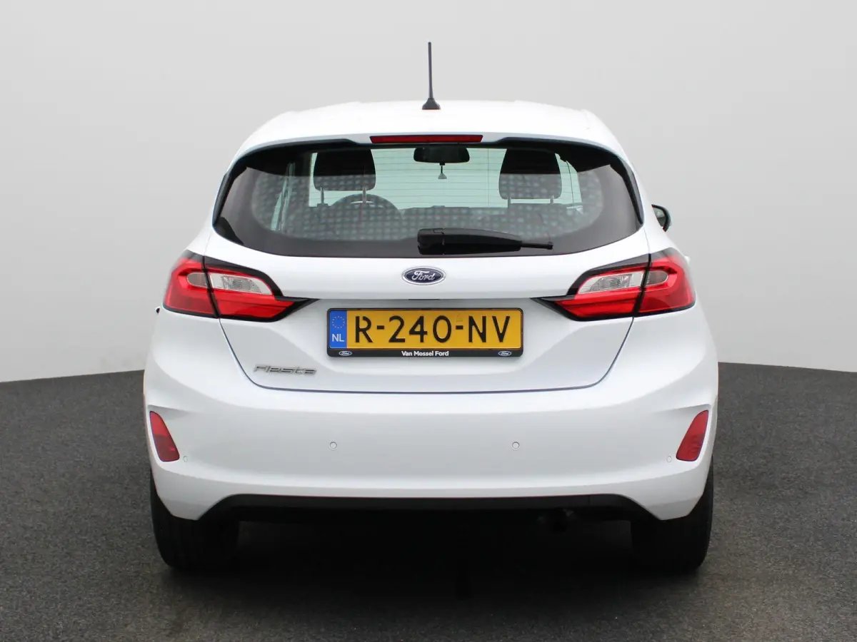 1.0 EcoBoost Titanium | Apple Carplay/Android Auto | Climate Control | Cruise Control | DAB | Sensoren Achter |