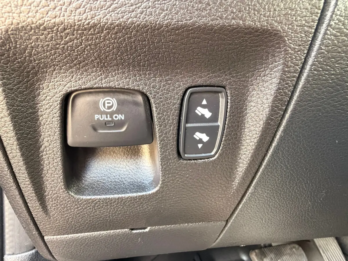 1500 5.7 V8 4x4 Crew Cab , ROCKY RIDGE UNIEK!!! , DIKSTE VAN NL , NIEUWSTAAT COMPLEET NIEUW