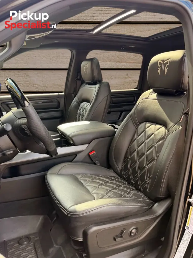 1500 5.7 V8 4x4 Crew Cab , ROCKY RIDGE UNIEK!!! , DIKSTE VAN NL , NIEUWSTAAT COMPLEET NIEUW