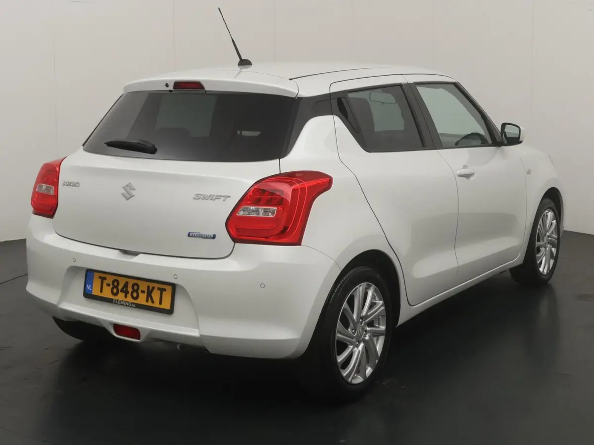1.2 Style Smart Hybrid Automaat