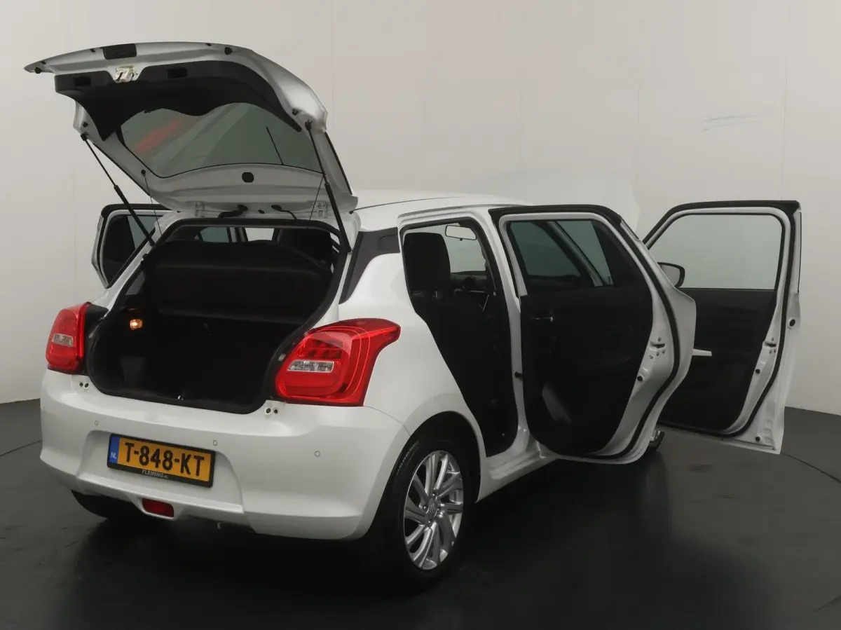 1.2 Style Smart Hybrid Automaat
