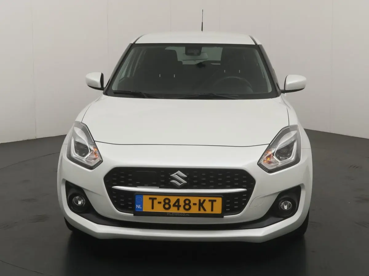 1.2 Style Smart Hybrid Automaat
