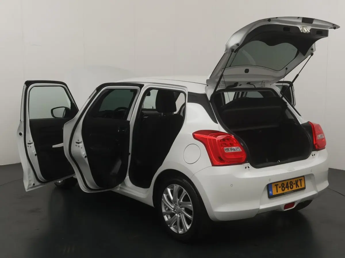 1.2 Style Smart Hybrid Automaat