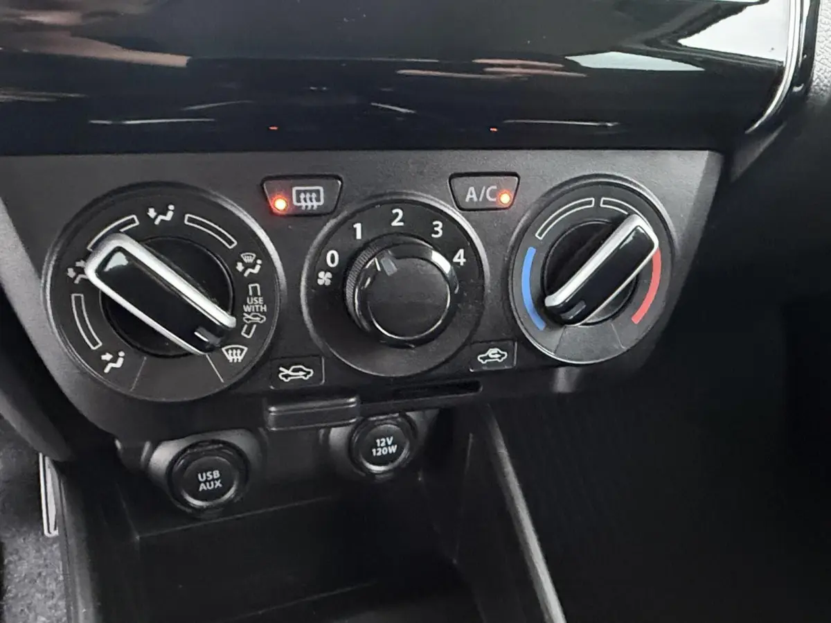 1.2 Style Smart Hybrid Automaat