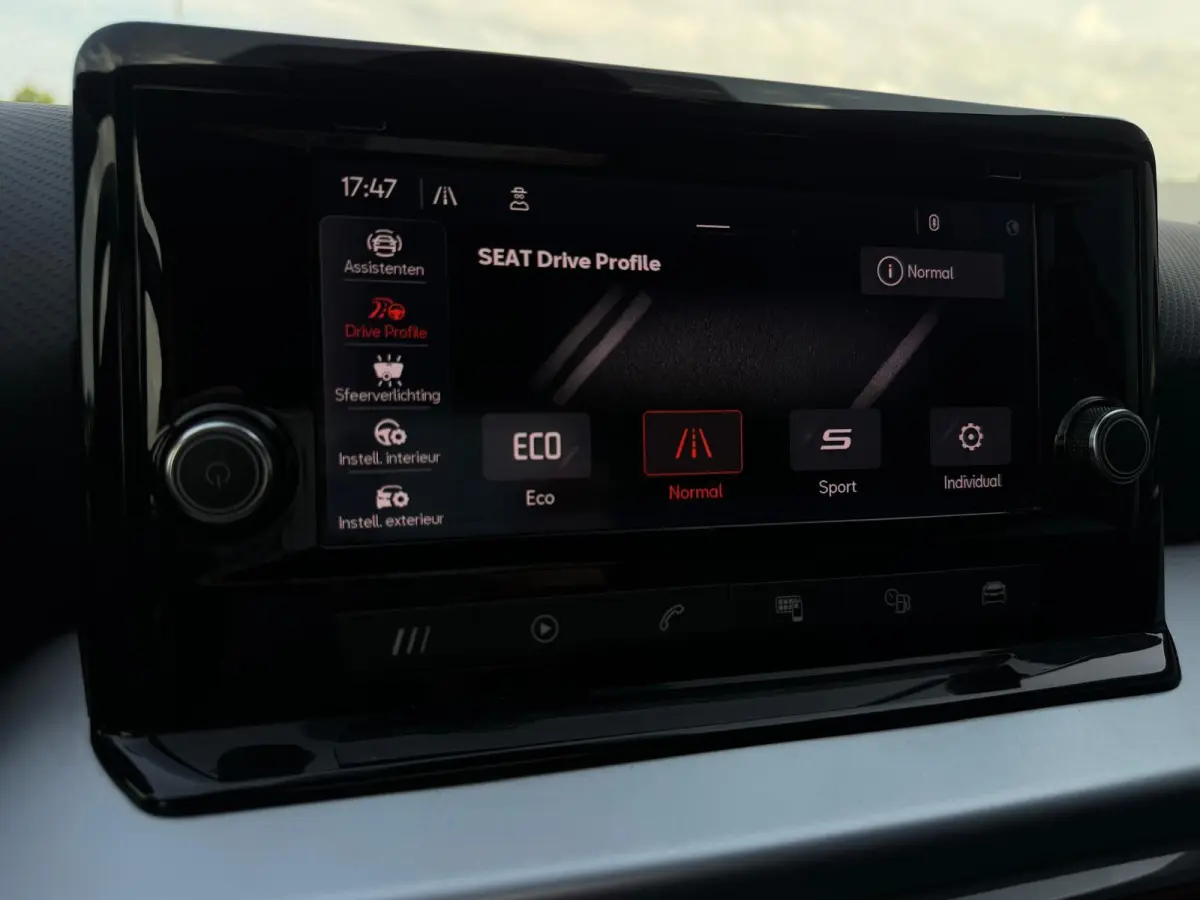 1.0 TSI FR M24 LED|CLIMATE|CAMERA|SPORTVELGEN|ELEKTRISCHE PAKKET