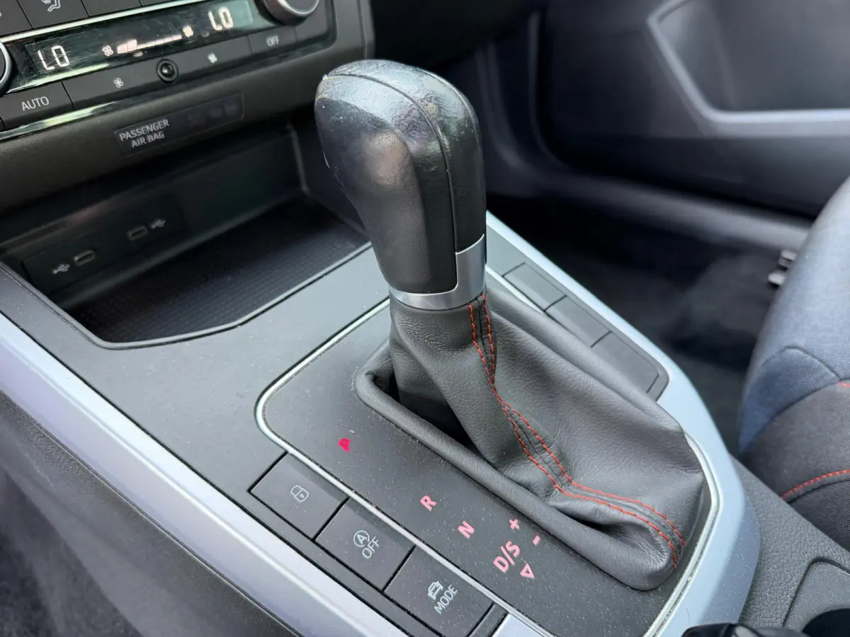 1.0 TSI FR M24 LED|CLIMATE|CAMERA|SPORTVELGEN|ELEKTRISCHE PAKKET