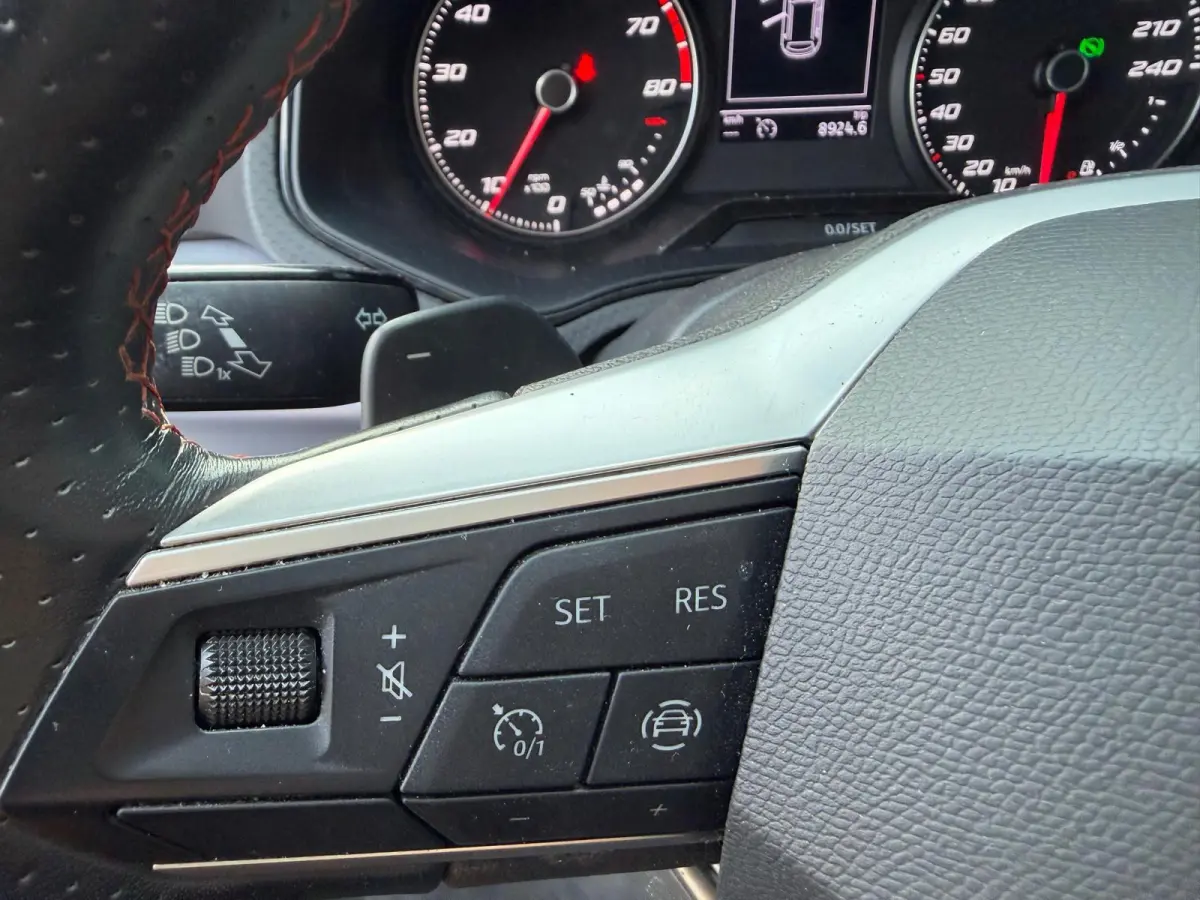 1.0 TSI FR M24 LED|CLIMATE|CAMERA|SPORTVELGEN|ELEKTRISCHE PAKKET