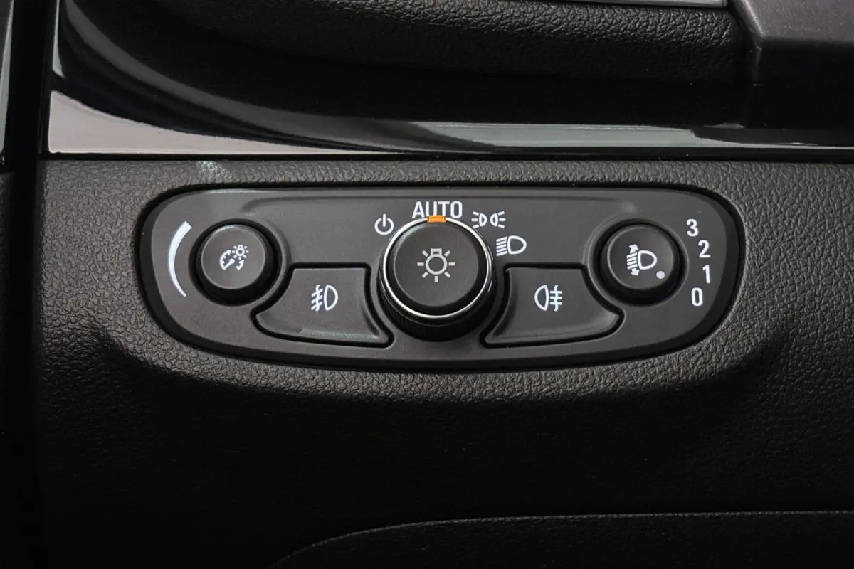 1.4 Turbo Online Edition Trekhaak Navi Camera Apple CarPlay
