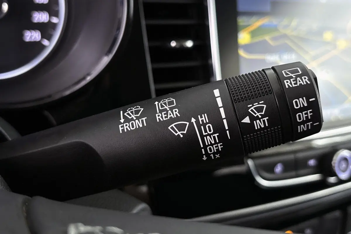 1.4 Turbo Online Edition Trekhaak Navi Camera Apple CarPlay