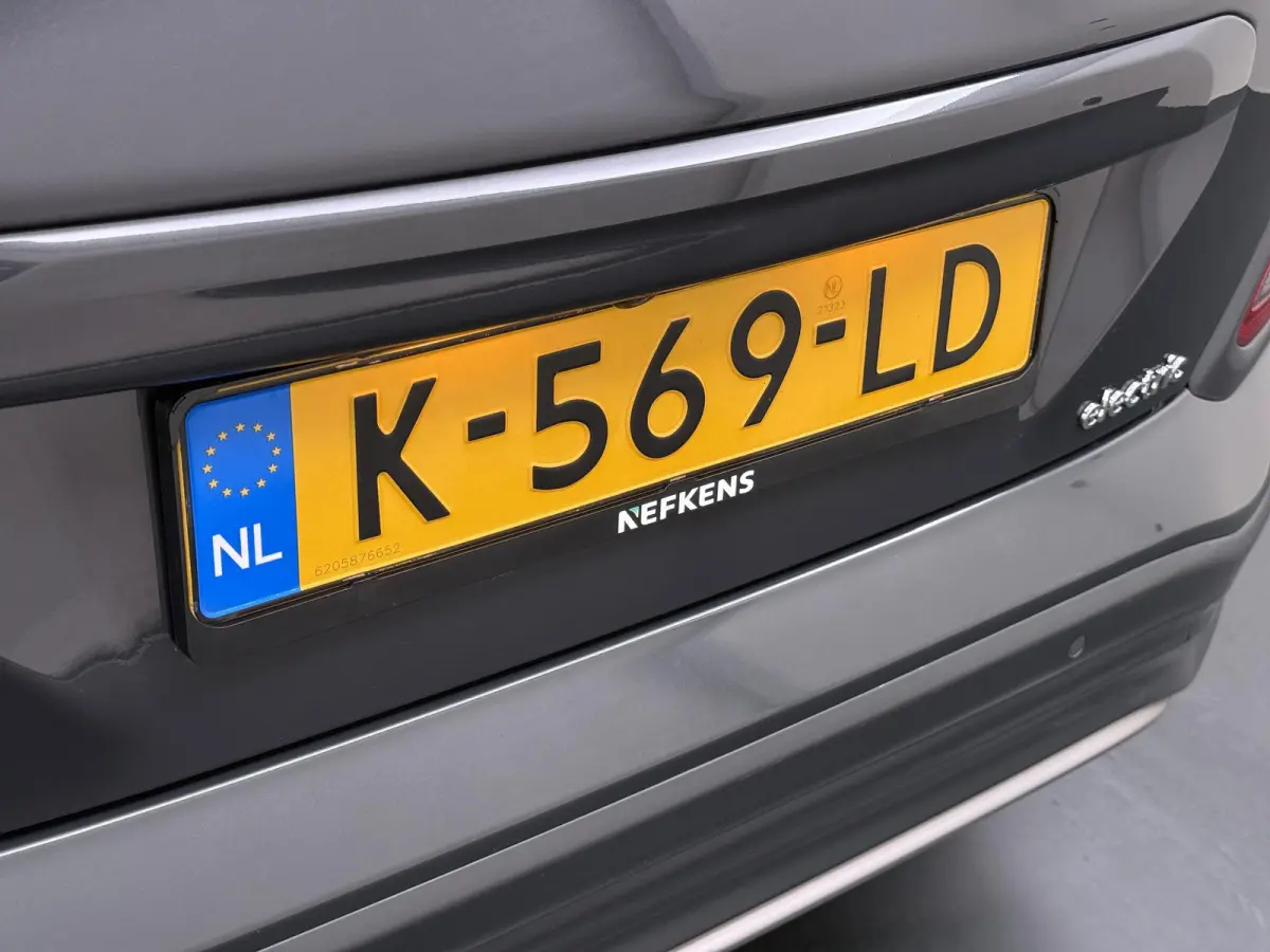 Limited 64kWh | 1ste eigenaar | ACCU 98% | LEER | Electrische stoelen | Dodehoekdetectie | AUTOMAAT