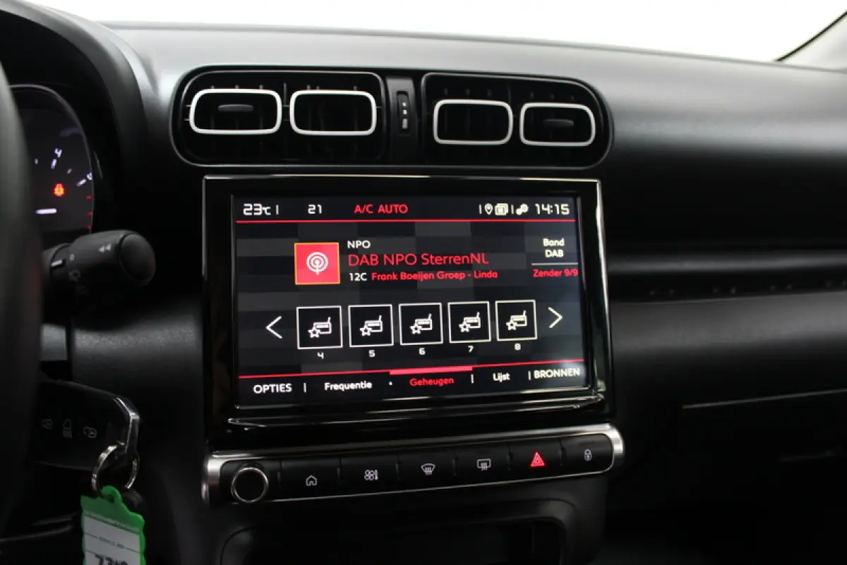 1.2 PureTech S&S Feel 111PK, RIJKLAAR | CARPLAY | CLIMATE CONTROLE | CRUISE CONTROLE