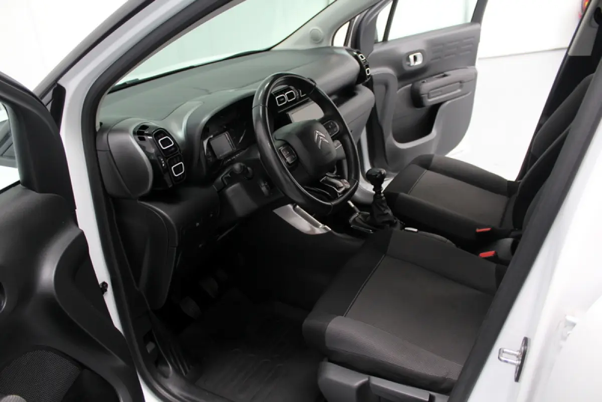 1.2 PureTech S&S Feel 111PK, RIJKLAAR | CARPLAY | CLIMATE CONTROLE | CRUISE CONTROLE