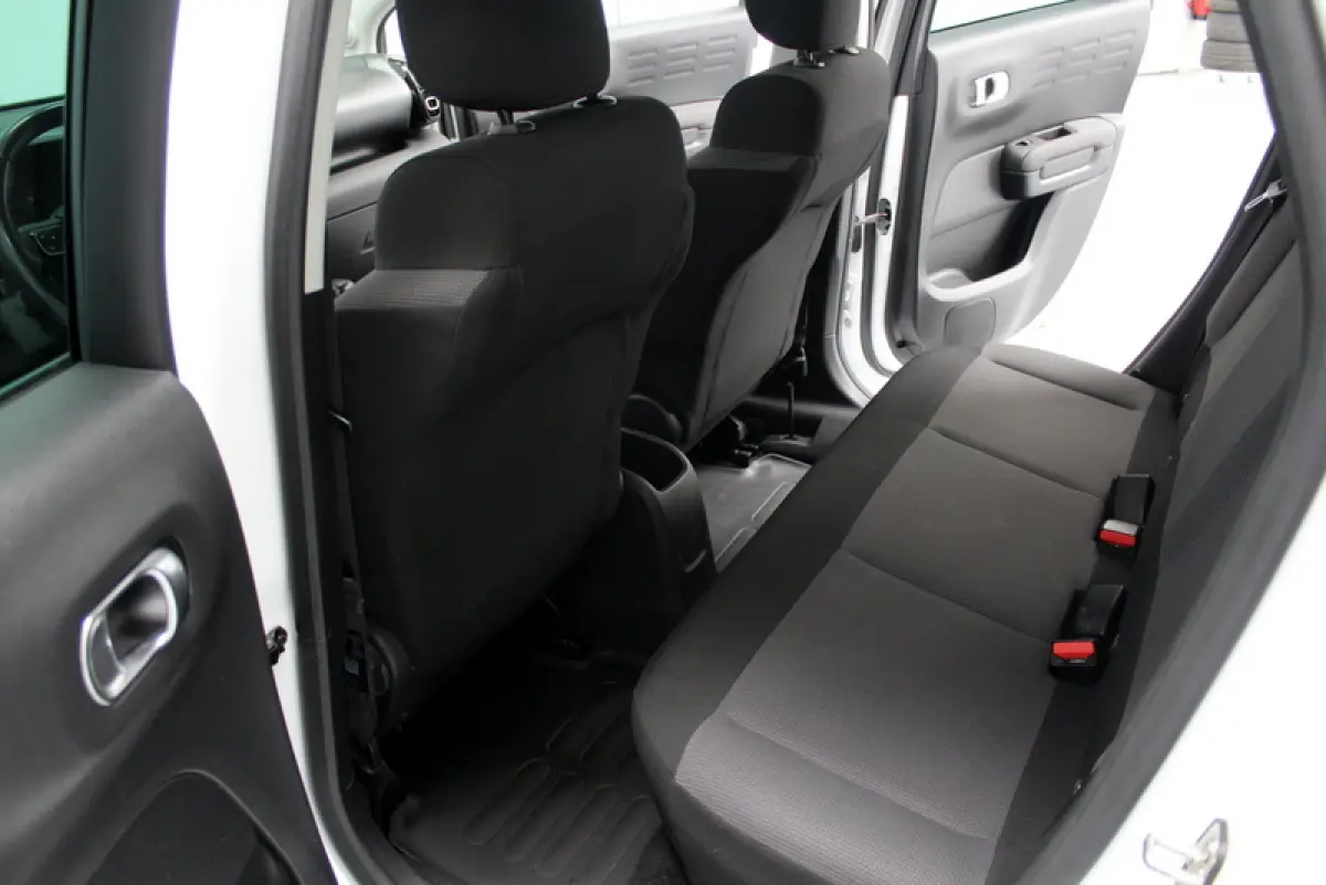 1.2 PureTech S&S Feel 111PK, RIJKLAAR | CARPLAY | CLIMATE CONTROLE | CRUISE CONTROLE