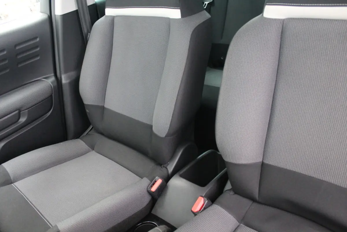 1.2 PureTech S&S Feel 111PK, RIJKLAAR | CARPLAY | CLIMATE CONTROLE | CRUISE CONTROLE