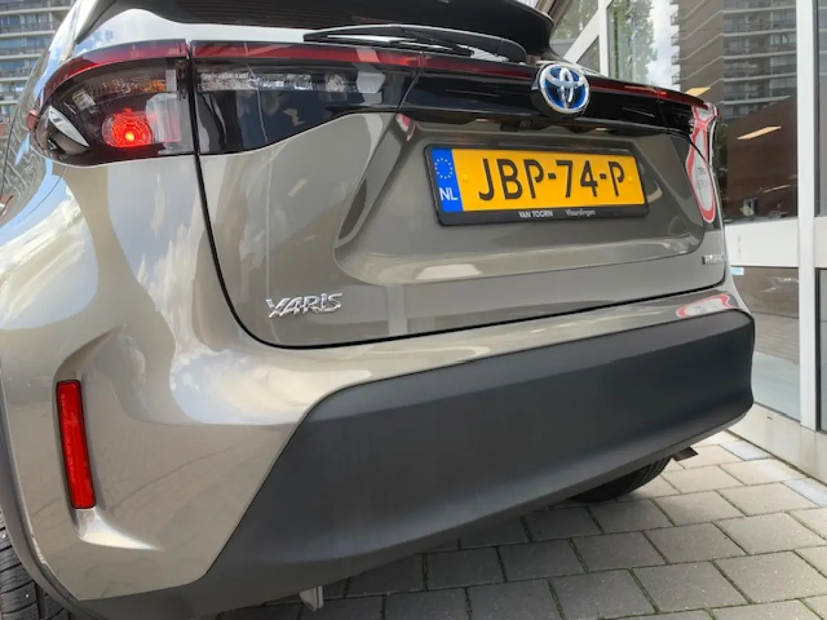 1.5 Hybrid Active, achteruitrijcamera, Applecarplay .