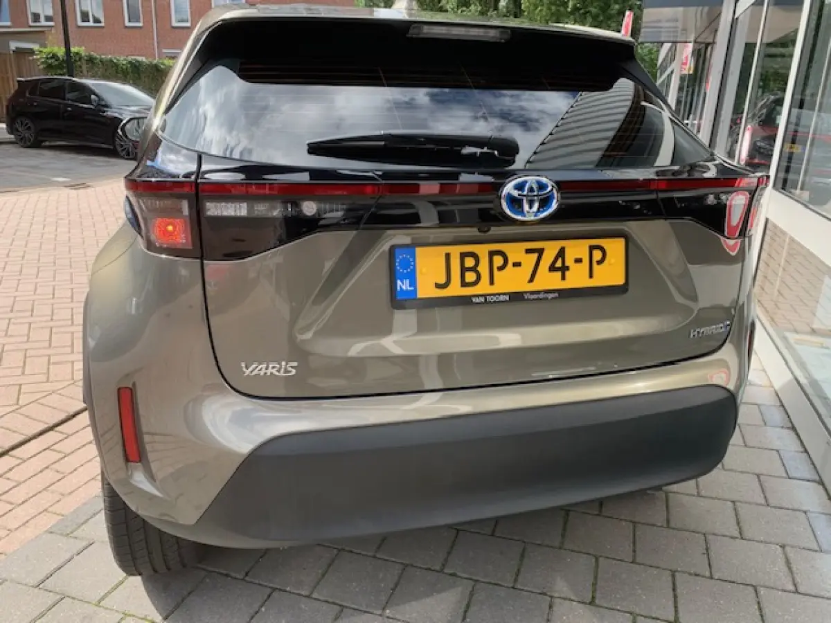 1.5 Hybrid Active, achteruitrijcamera, Applecarplay .