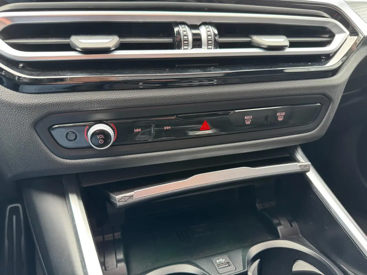 M340i LCI xDrive ACC Pano Leder Camera Trekhaak H/K HUD