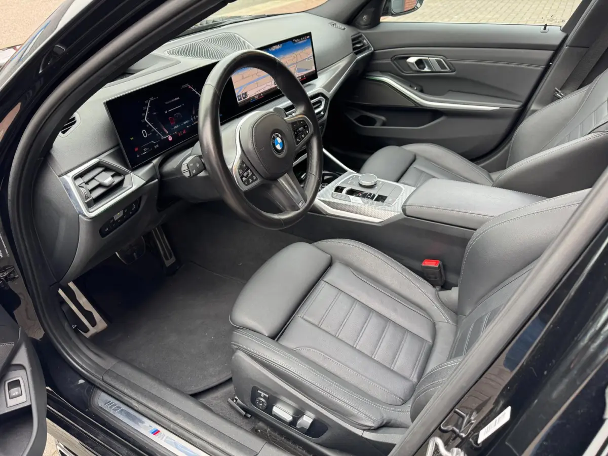 M340i LCI xDrive ACC Pano Leder Camera Trekhaak H/K HUD