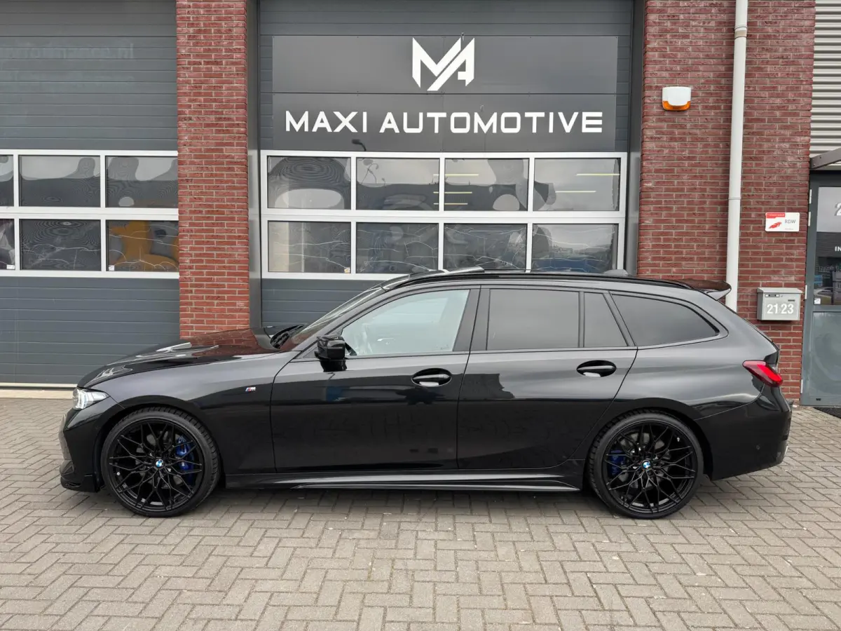 M340i LCI xDrive ACC Pano Leder Camera Trekhaak H/K HUD
