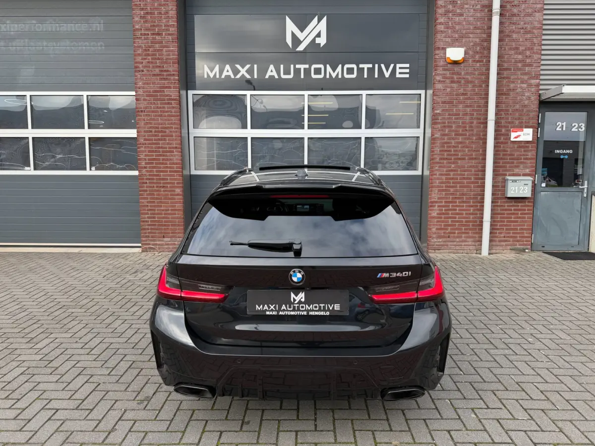 M340i LCI xDrive ACC Pano Leder Camera Trekhaak H/K HUD