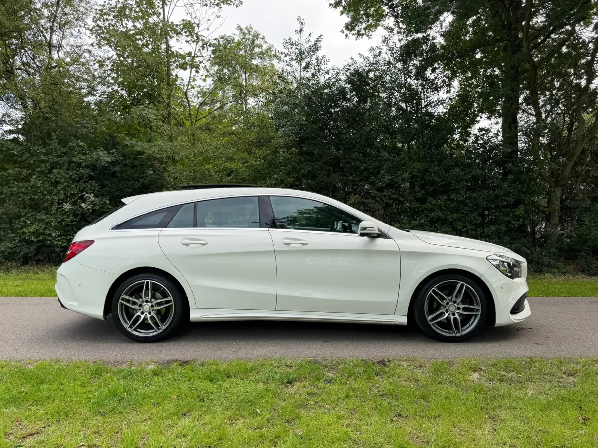 180 AMG Night Edition Plus | Panoramadak + Navi Nu € 10.975,-!!!