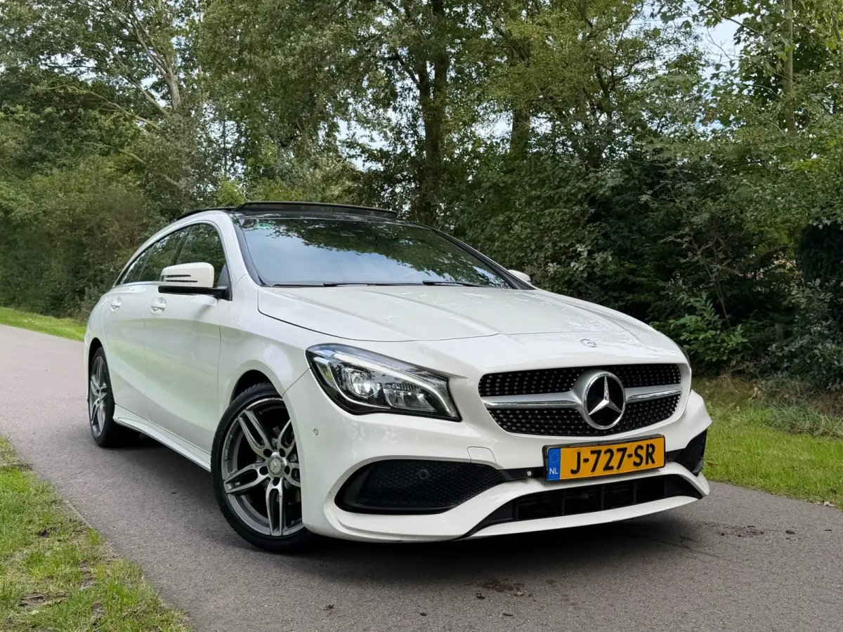 180 AMG Night Edition Plus | Panoramadak + Navi Nu € 10.975,-!!!