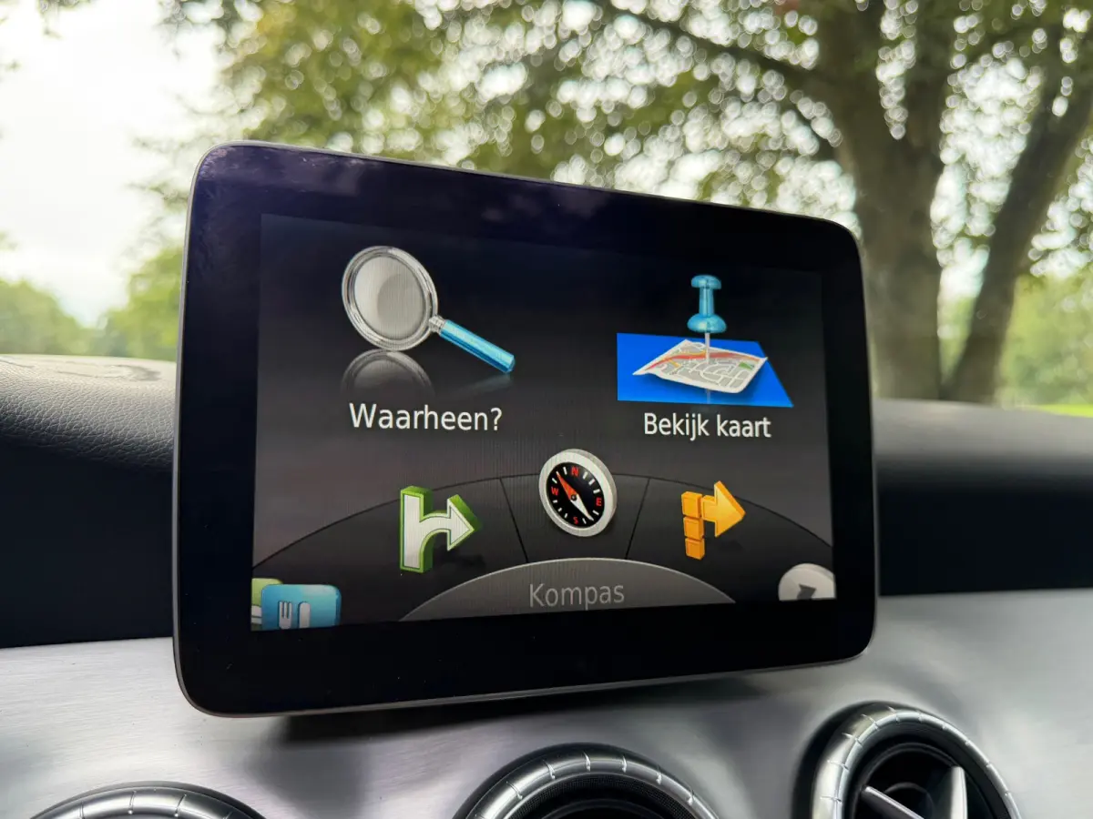 180 AMG Night Edition Plus | Panoramadak + Navi Nu € 10.975,-!!!