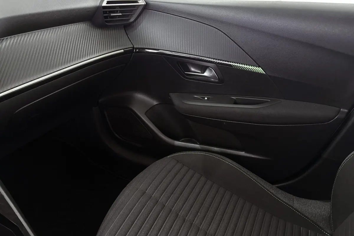 EV Active 50 kWh Navigatie Climate Control Apple CarPlay SOH 100%