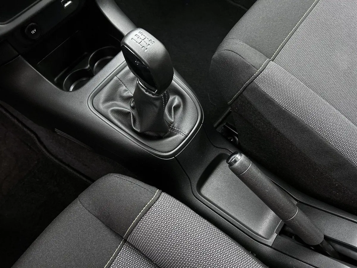 1.2 S&S Feel Edition | Climate Control | Apple Carplay/Android Auto | Parkeersensoren Achter | Cruise Control |