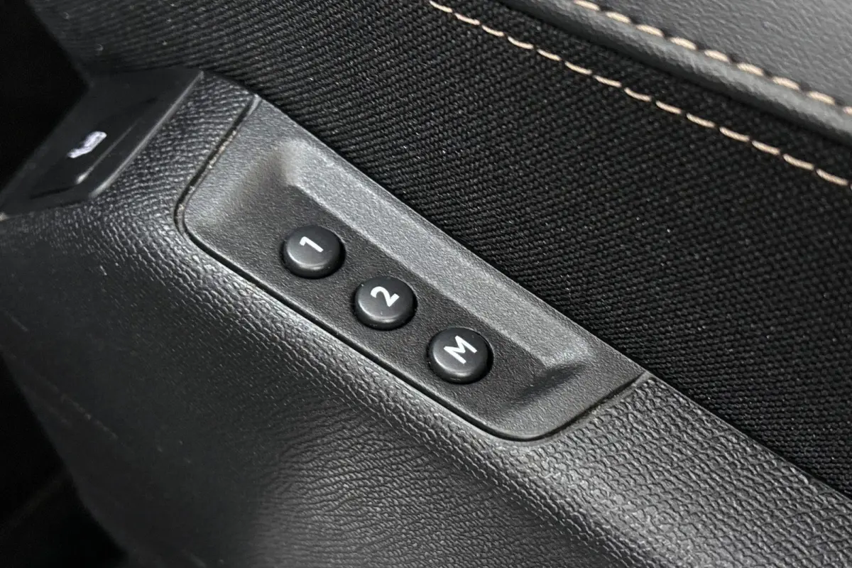 1.6 PureTech GT Panoramadak FOCAL Trekhaak Memory Stoelverwarming