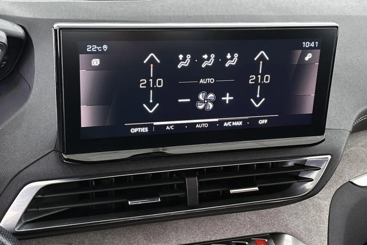 1.6 PureTech GT Panoramadak FOCAL Trekhaak Memory Stoelverwarming