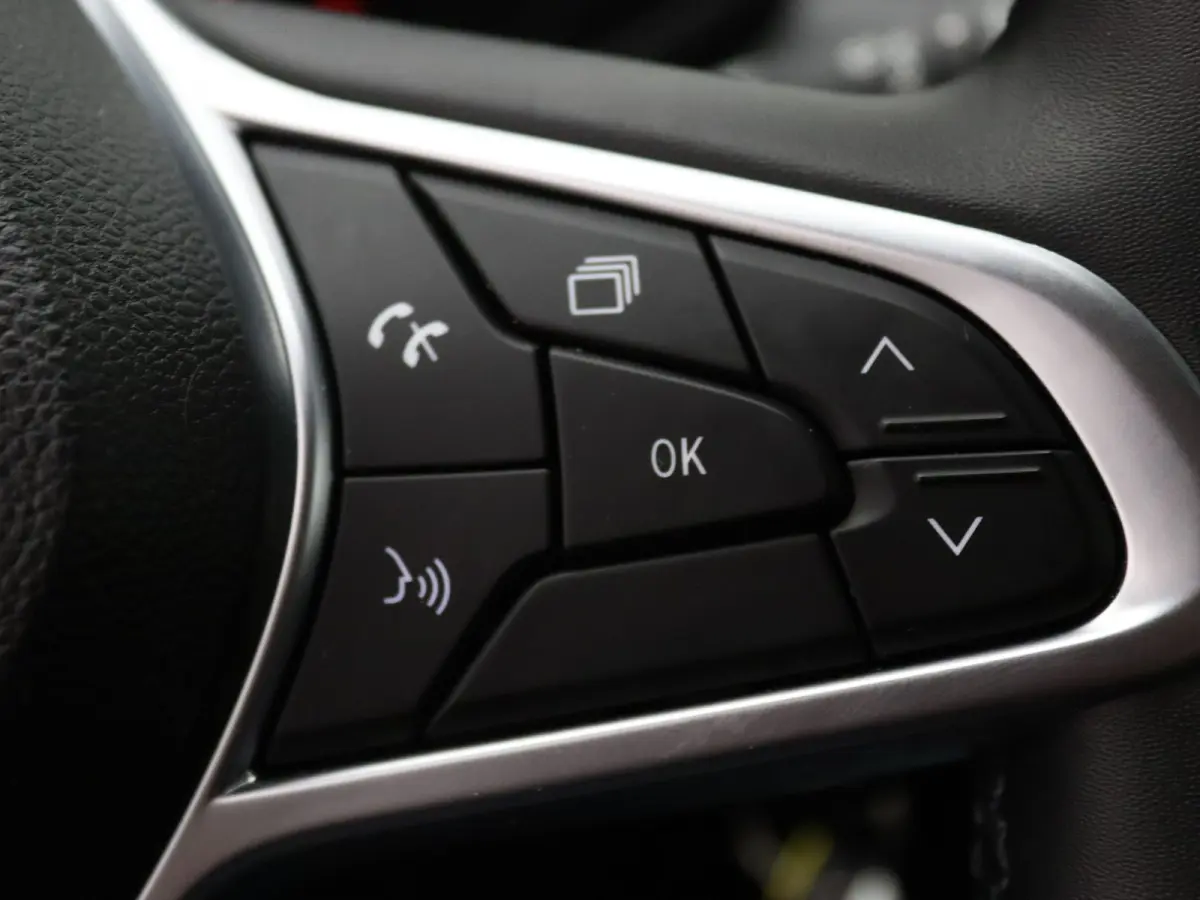 90pk TCe Zen Apple Carplay/Android Auto | Airco