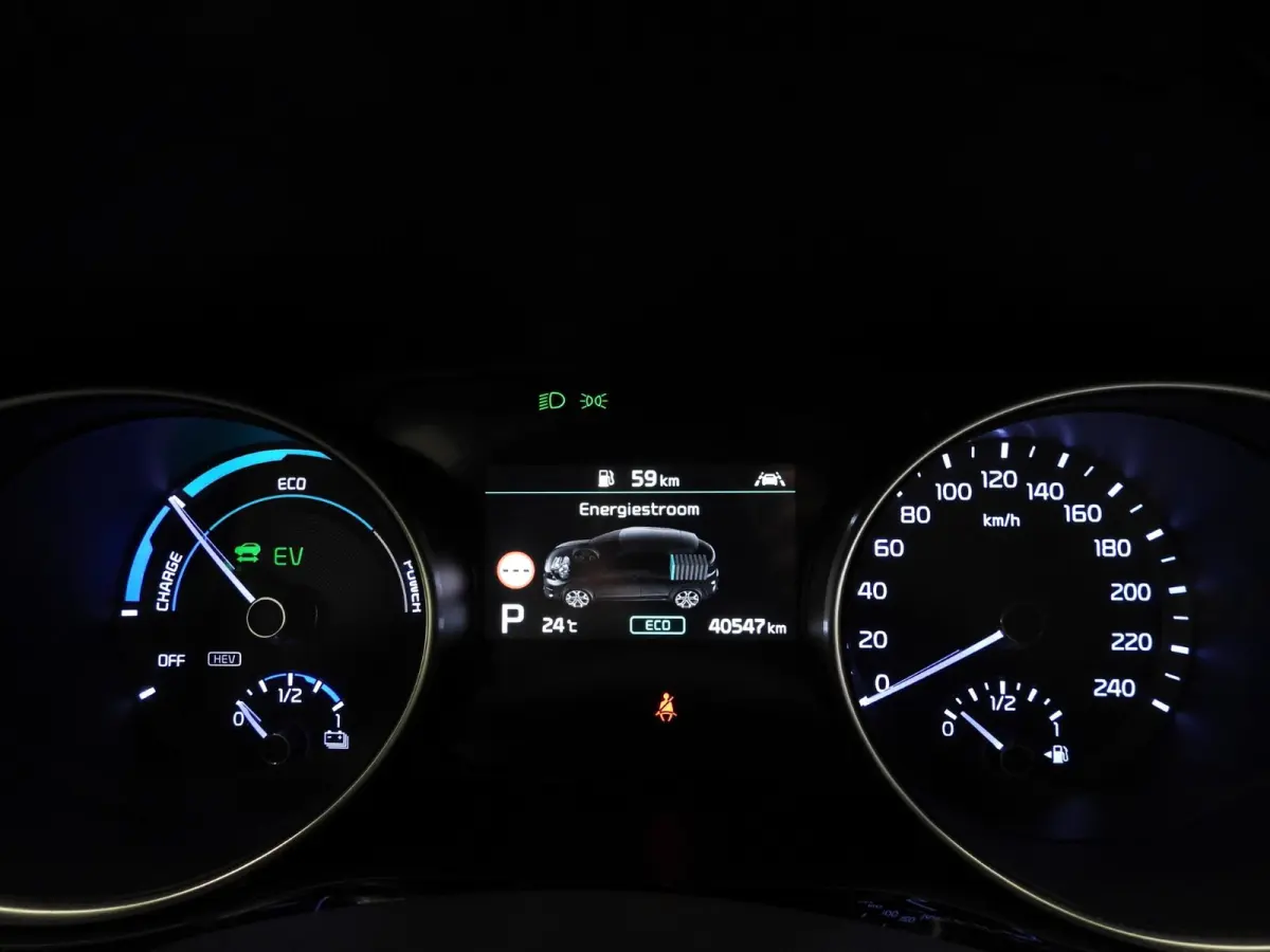 1.6 GDi PHEV Plug-In DynamicLine NAVI/CAMERA/LED/18"LMV!