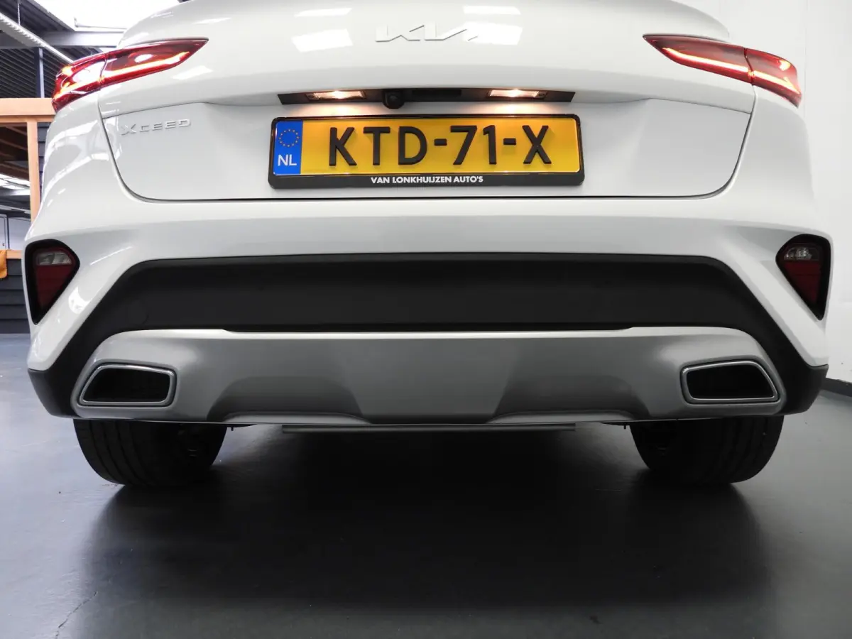 1.6 GDi PHEV Plug-In DynamicLine NAVI/CAMERA/LED/18"LMV!