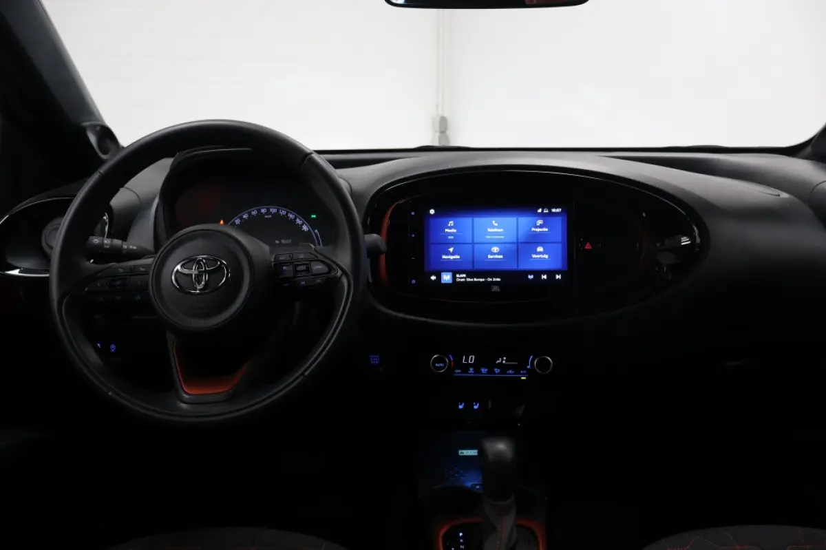 1.0 VVT-i AUT Premium | Open Dak | Cabrio