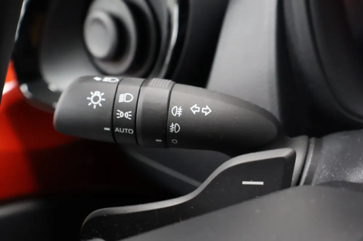 1.0 VVT-i AUT Premium | Open Dak | Cabrio
