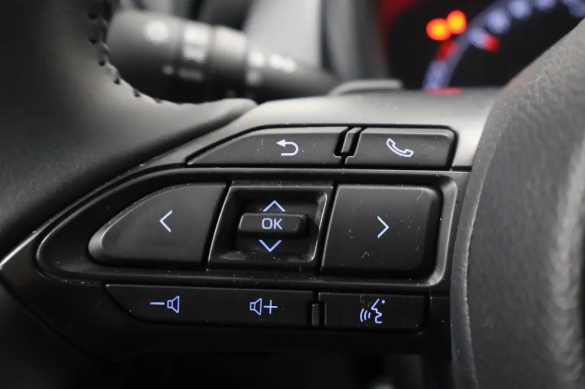 1.0 VVT-i AUT Premium | Open Dak | Cabrio