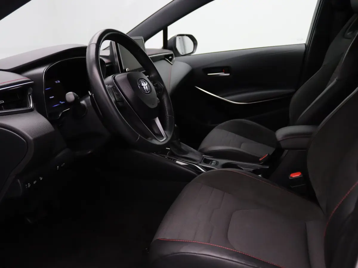 183pk Hybrid Executive Apple Carplay/Android Auto | Climate