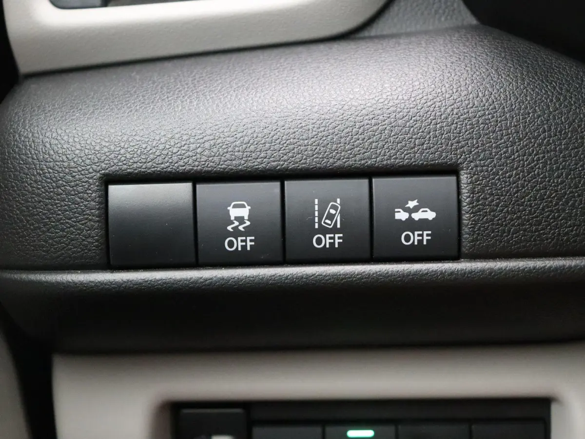 1.2 Comfort Smart Hybrid | Led | Stoelverwarming | All season | Apple carplay & Android auto |