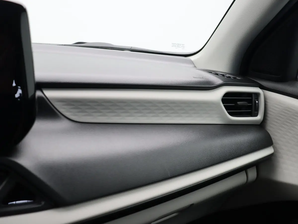 1.2 Comfort Smart Hybrid | Led | Stoelverwarming | All season | Apple carplay & Android auto |