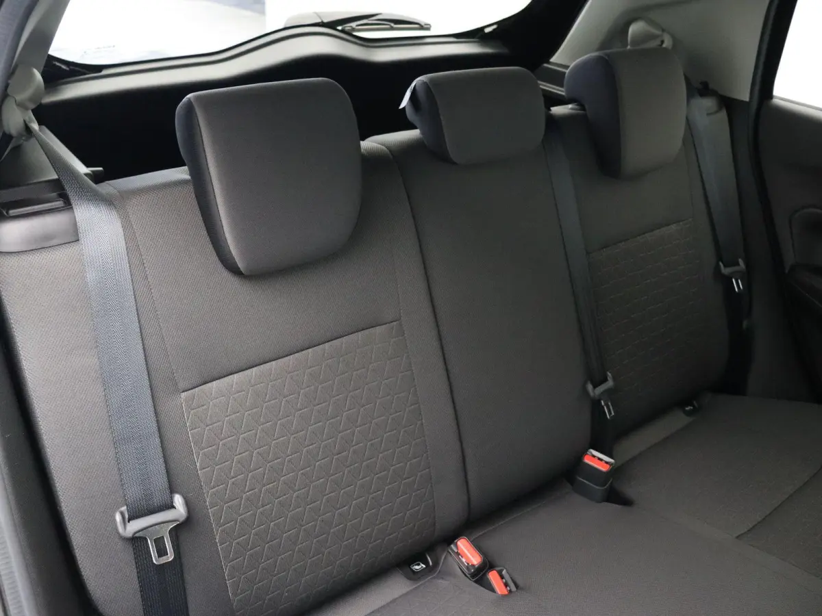 1.2 Comfort Smart Hybrid | Led | Stoelverwarming | All season | Apple carplay & Android auto |
