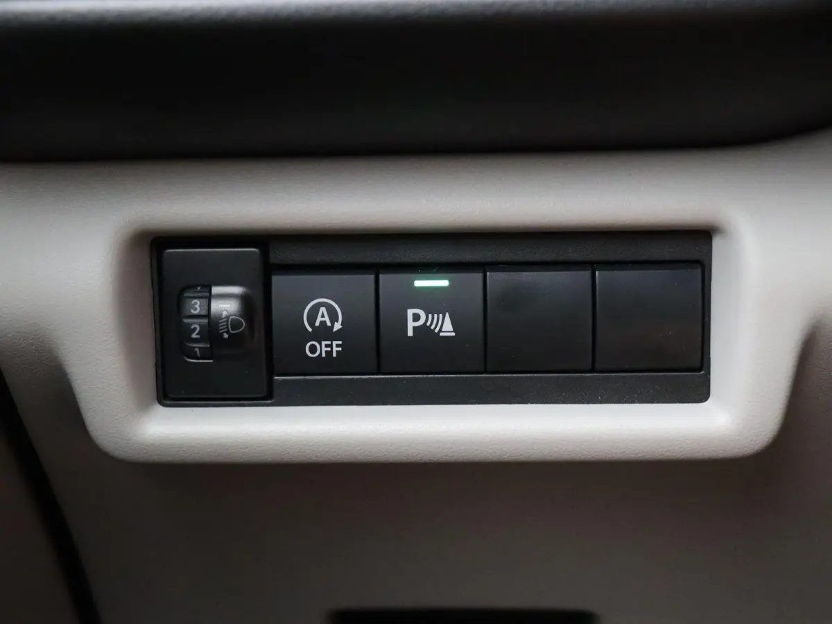 1.2 Comfort Smart Hybrid | Led | Stoelverwarming | All season | Apple carplay & Android auto |