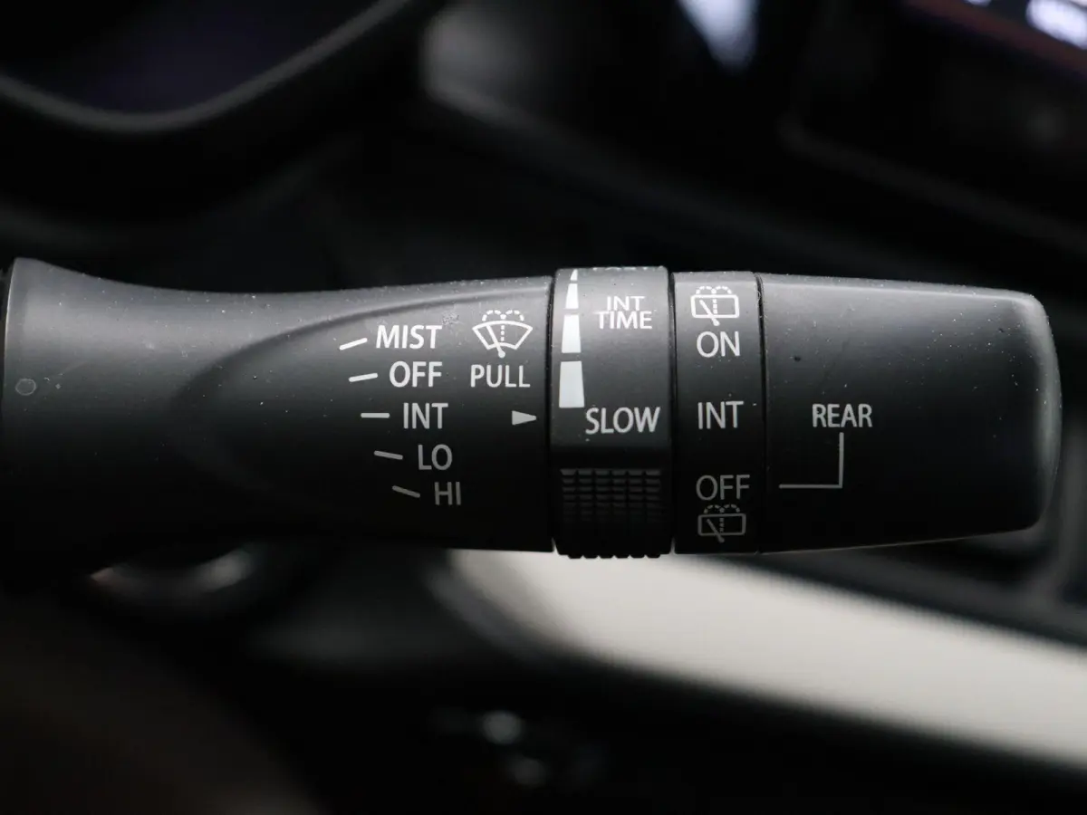 1.2 Comfort Smart Hybrid | Led | Stoelverwarming | All season | Apple carplay & Android auto |