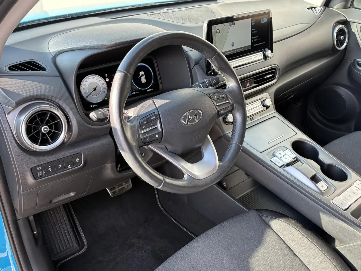 EV Fashion 39 kWh / SOH 100% / Stuur-/Stoelverwarming / Navigatie / Apple Carplay/Android Auto / Achteruitrijcamera / Krell audio / 3-fase /